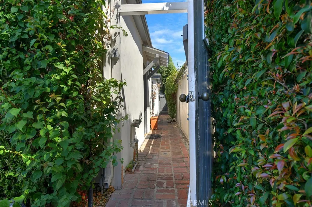 main property photo 102