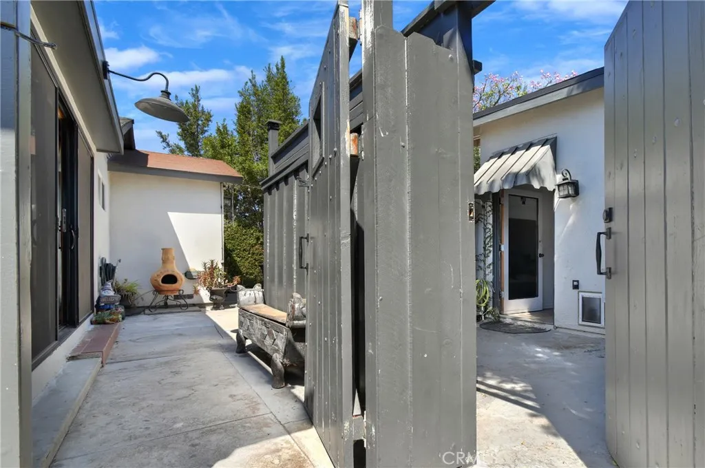 main property photo 74