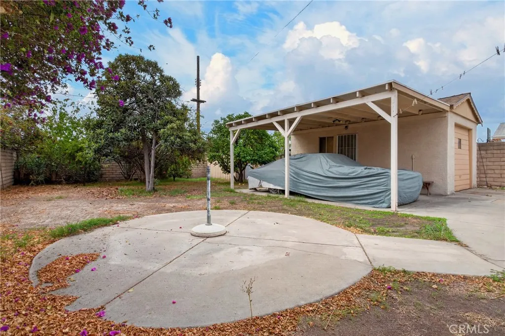 main property photo 77