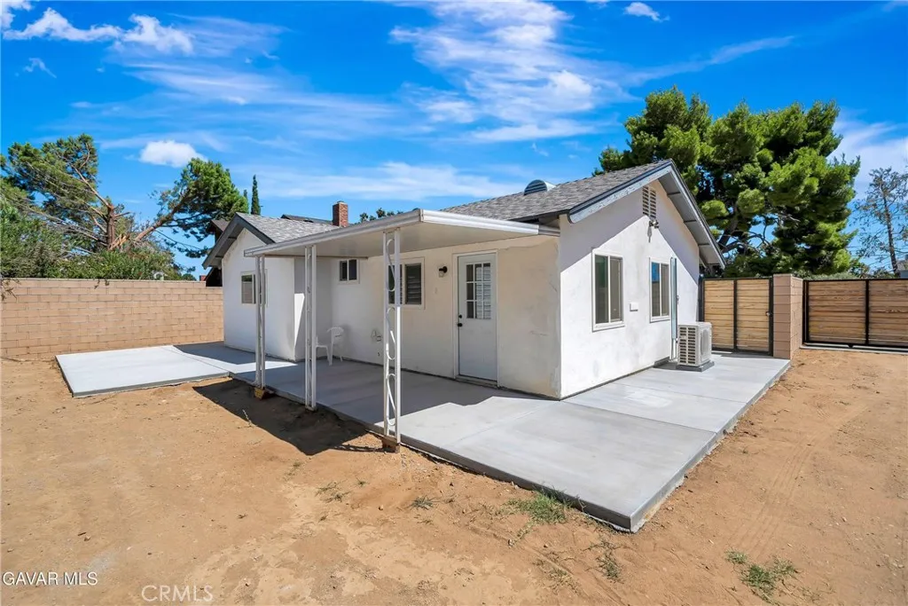 main property photo 30