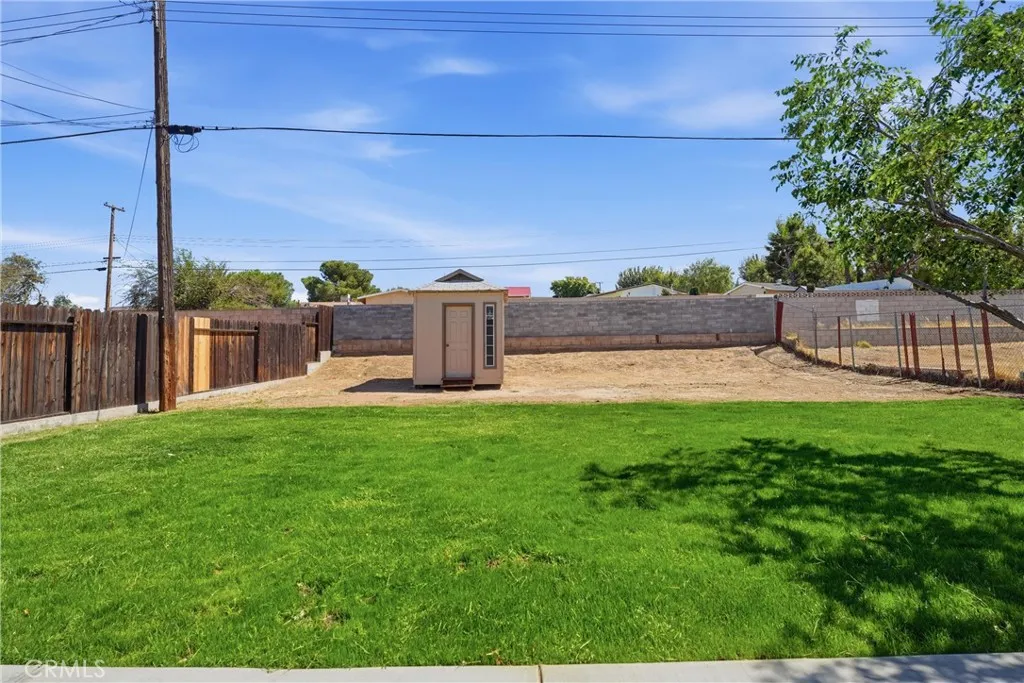 main property photo 18