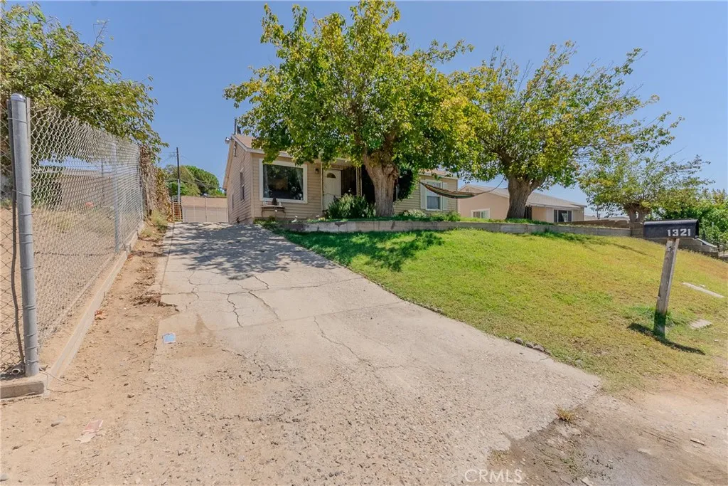 main property photo 1