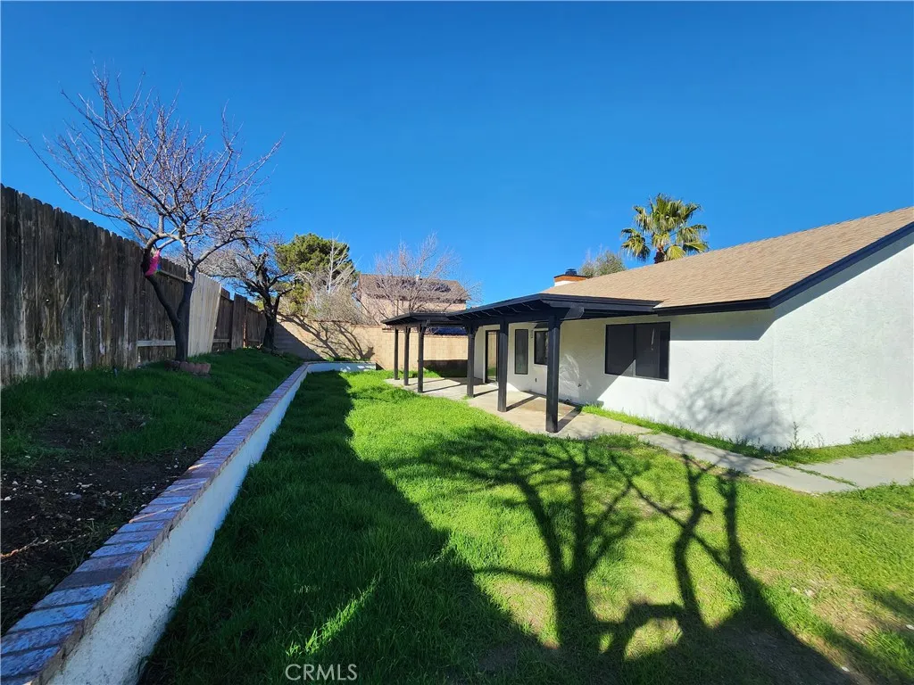 main property photo 23