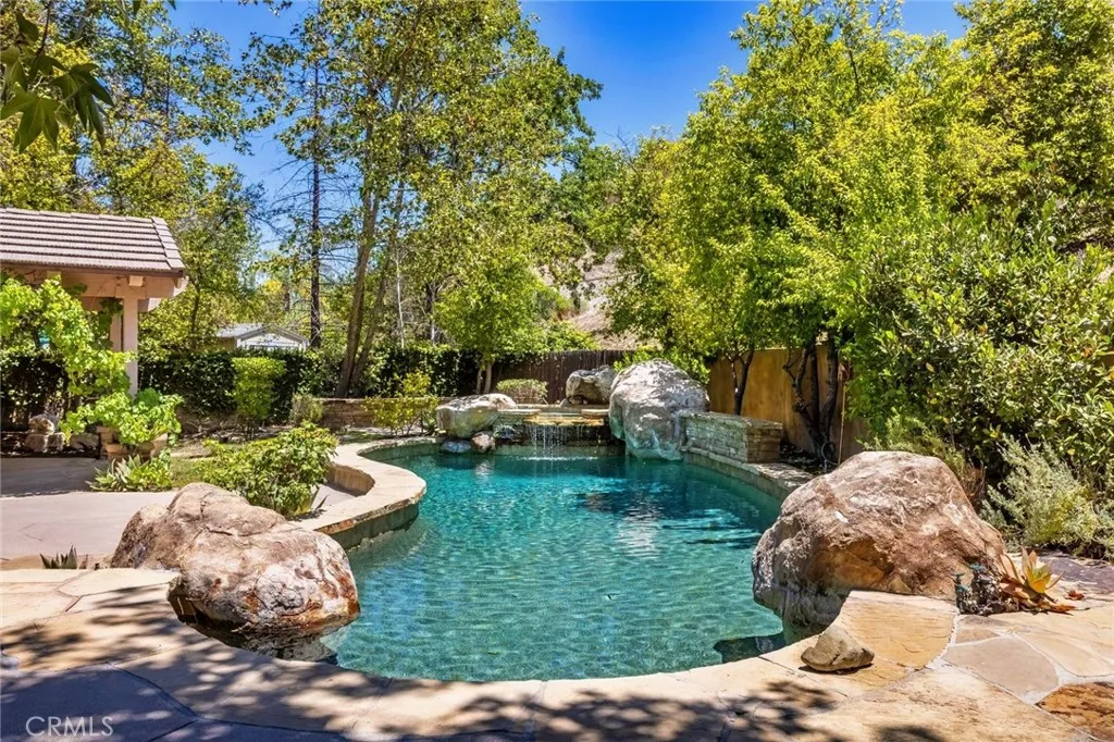 main property photo 60