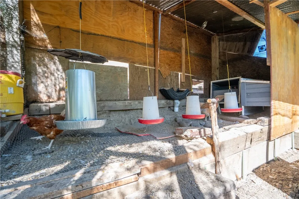 main property photo 50
