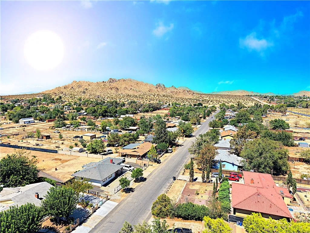 main property photo 9