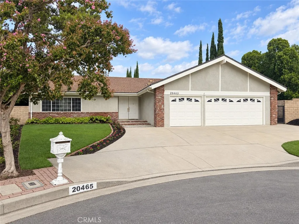 main property photo 0