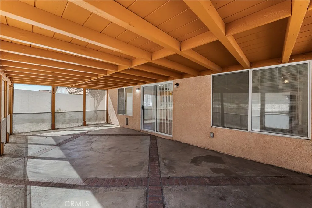 main property photo 28