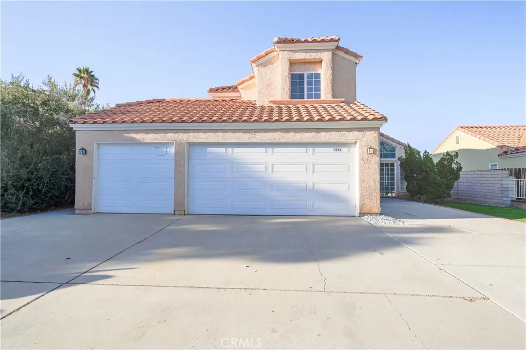 main property photo 0