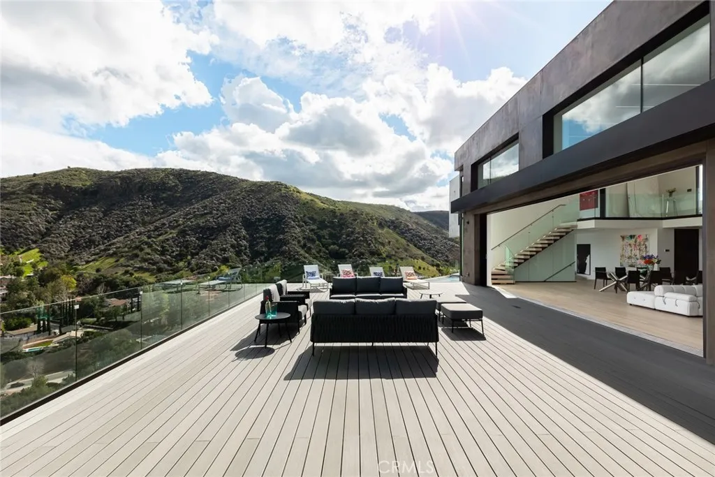 main property photo 48