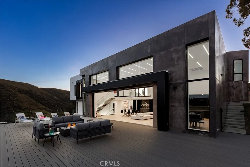 main property photo 60