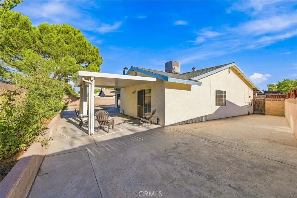 main property photo 25