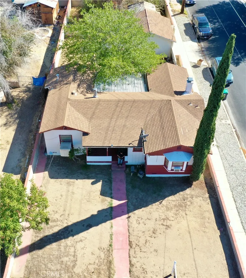 main property photo 34