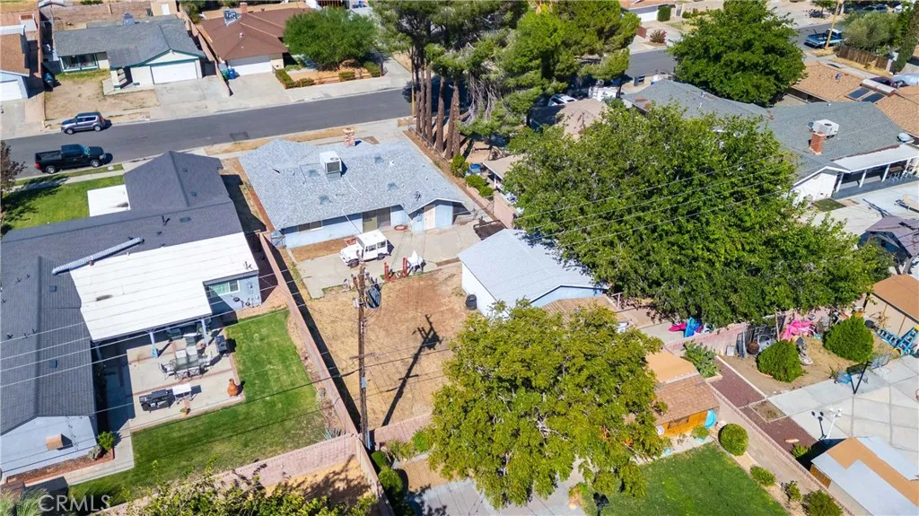 main property photo 24