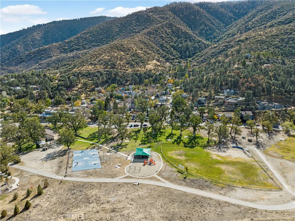 main property photo 46