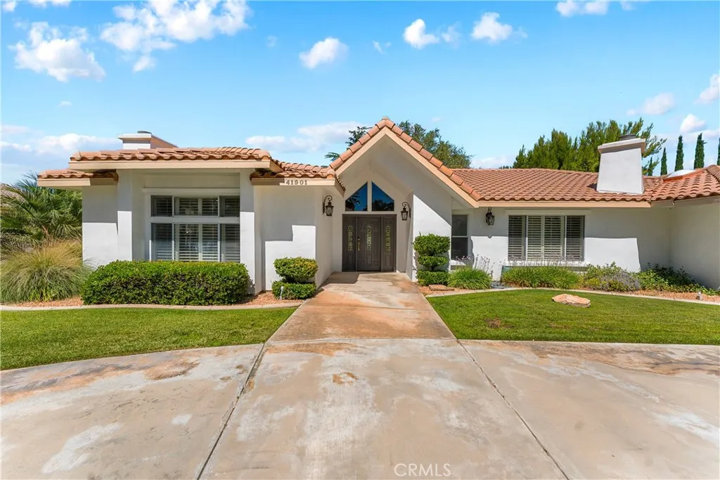 main property photo 3