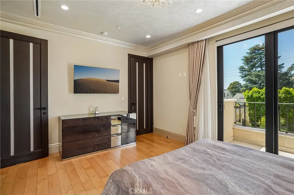 main property photo 114
