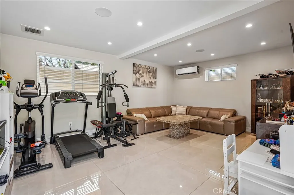 main property photo 120