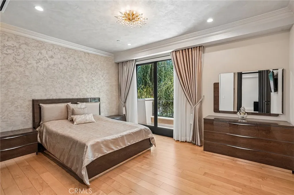 main property photo 58