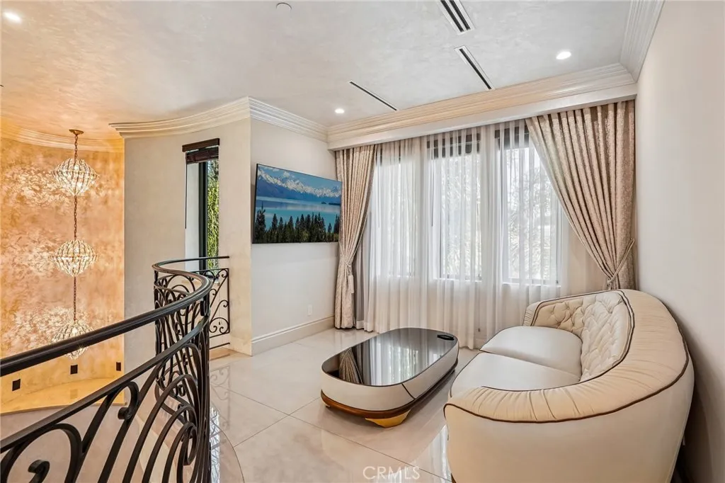 main property photo 99