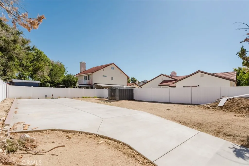main property photo 44