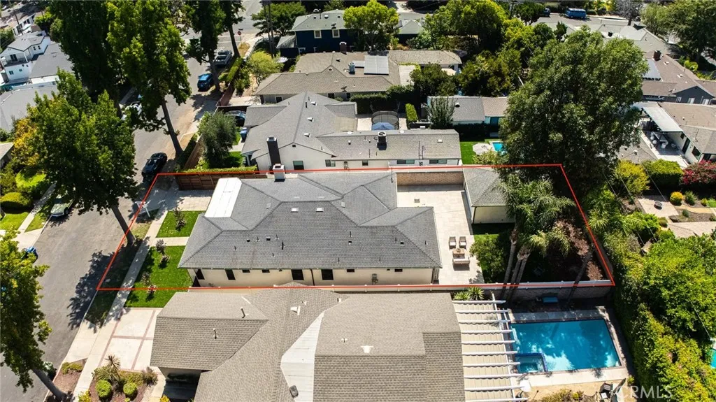 main property photo 49