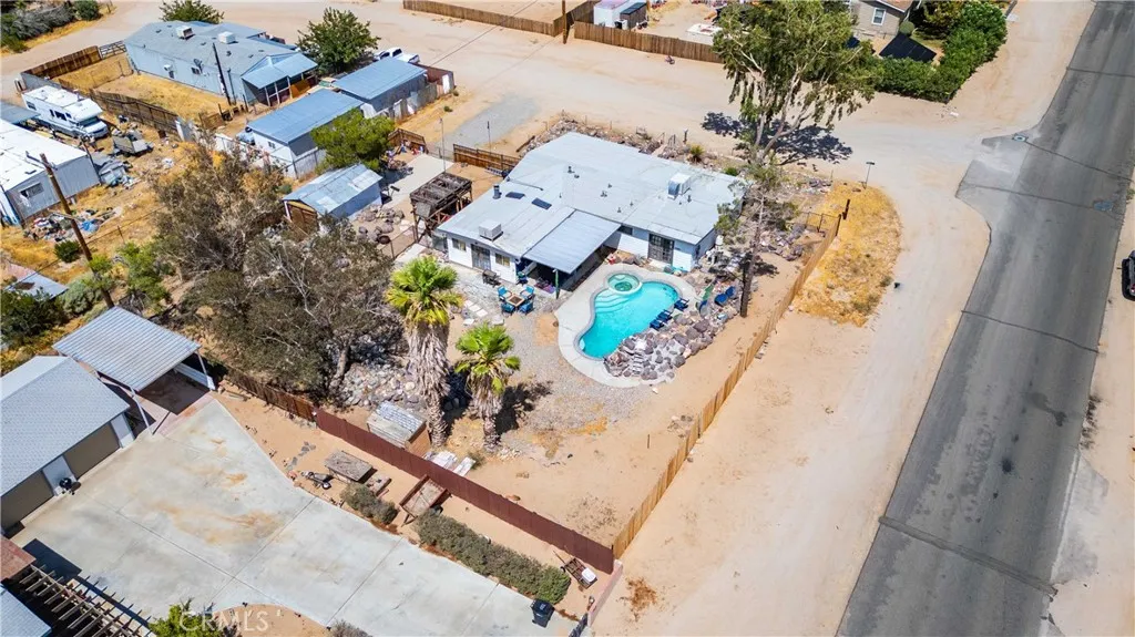 main property photo 38