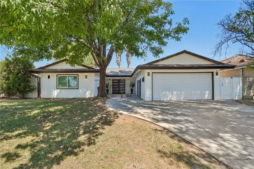 main property photo 0