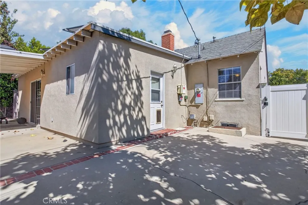 main property photo 40