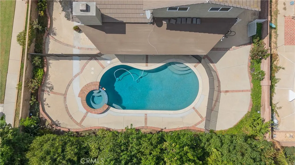 main property photo 47