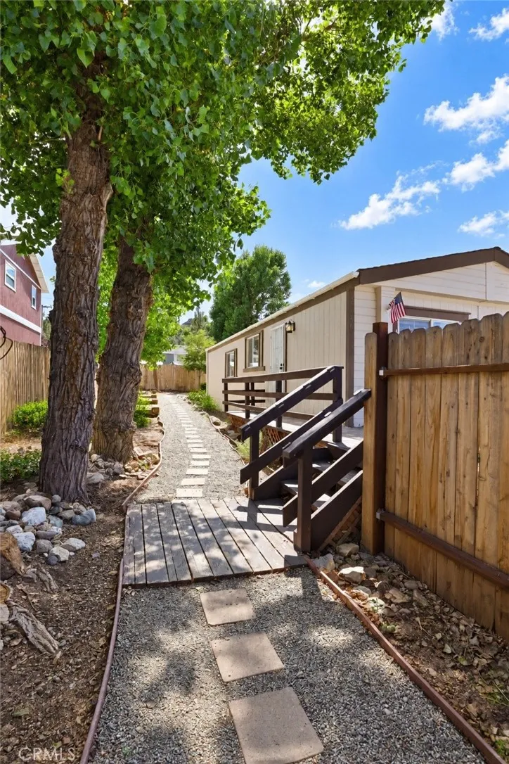 main property photo 51