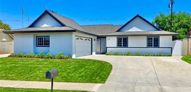 image of property with 3 Bed | 2 Bath | 1,561 Sqft