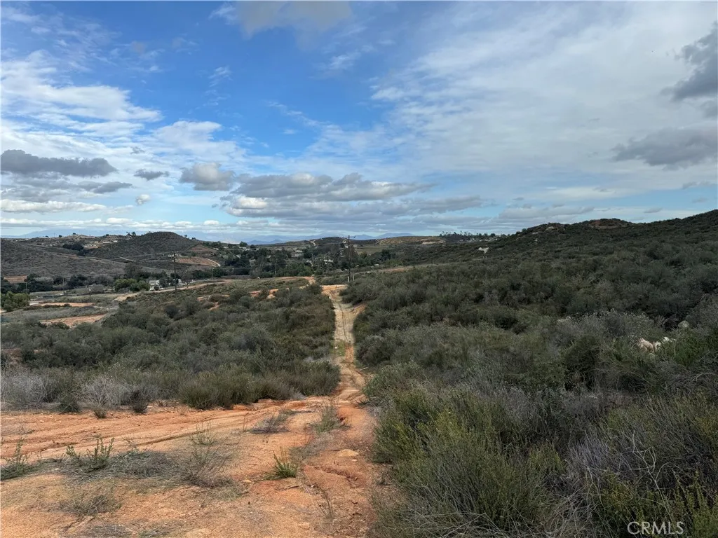 main property photo 6
