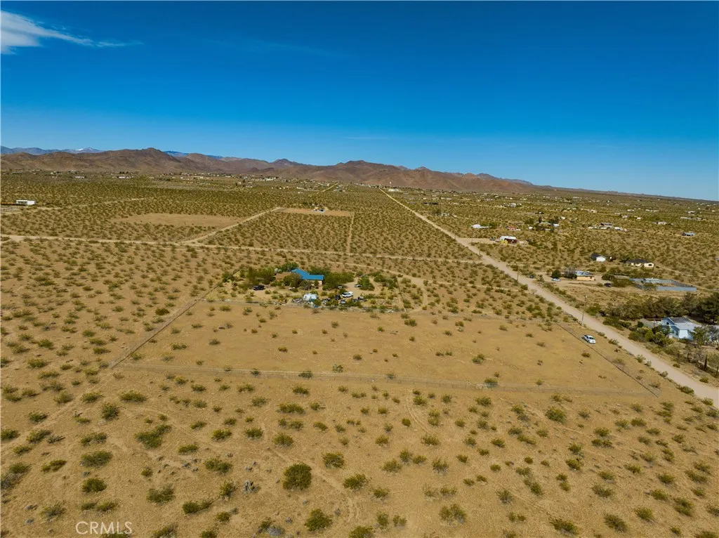 main property photo 15