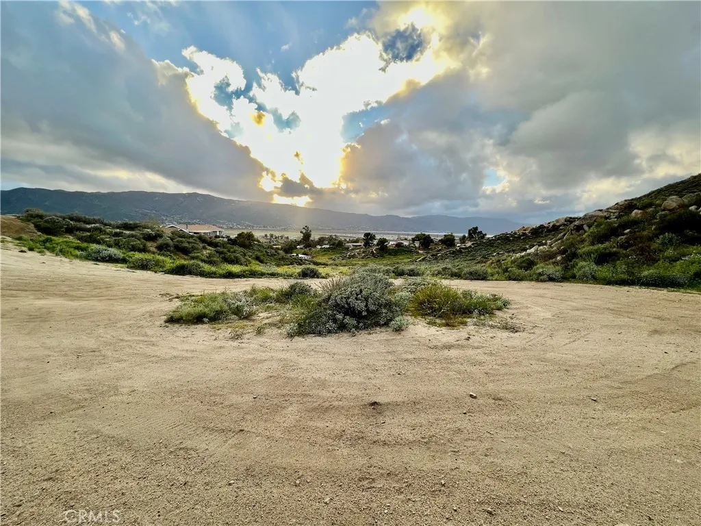 main property photo 8