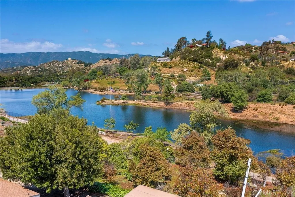 main property photo 50