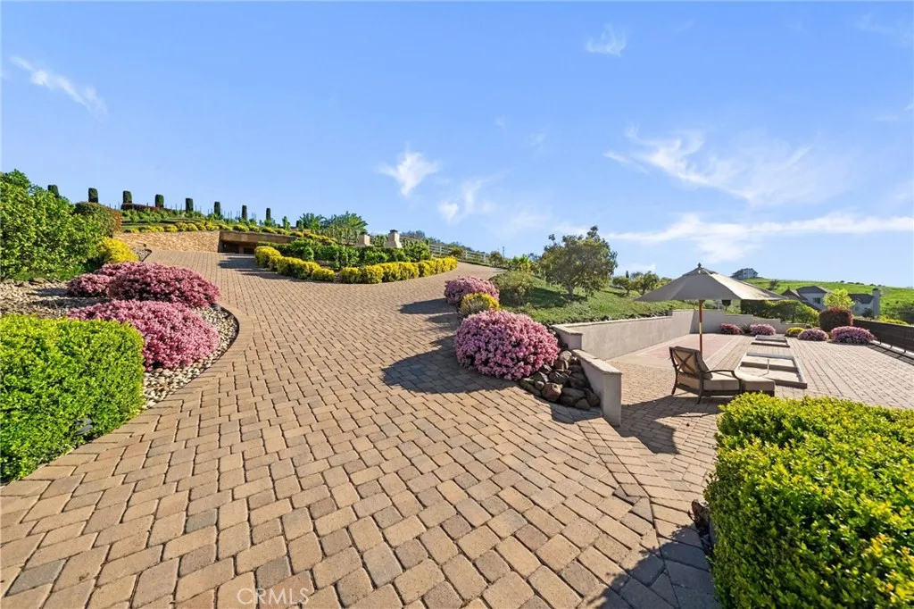 main property photo 67