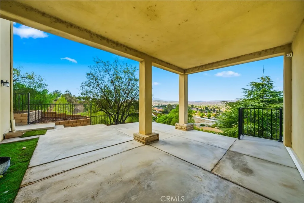 main property photo 68