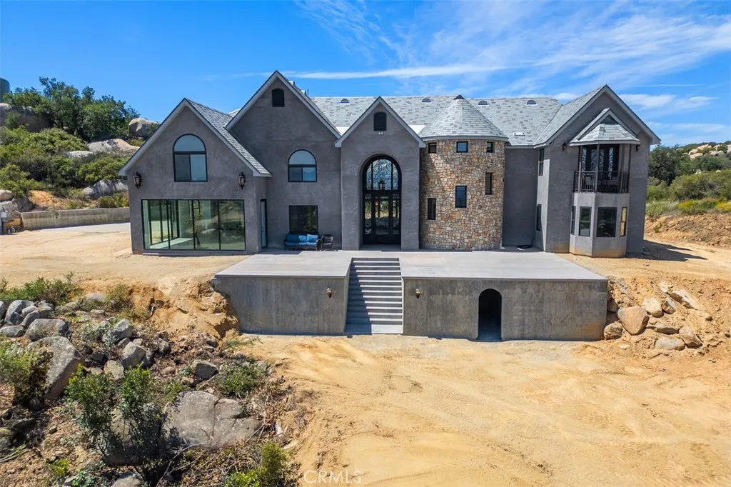 main property photo 59
