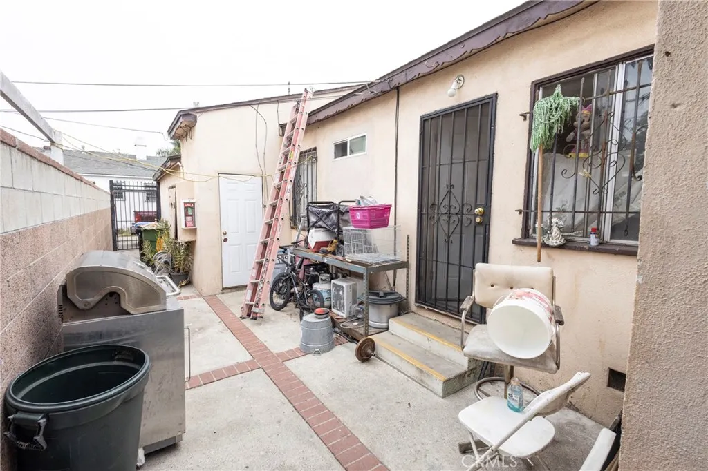 main property photo 24