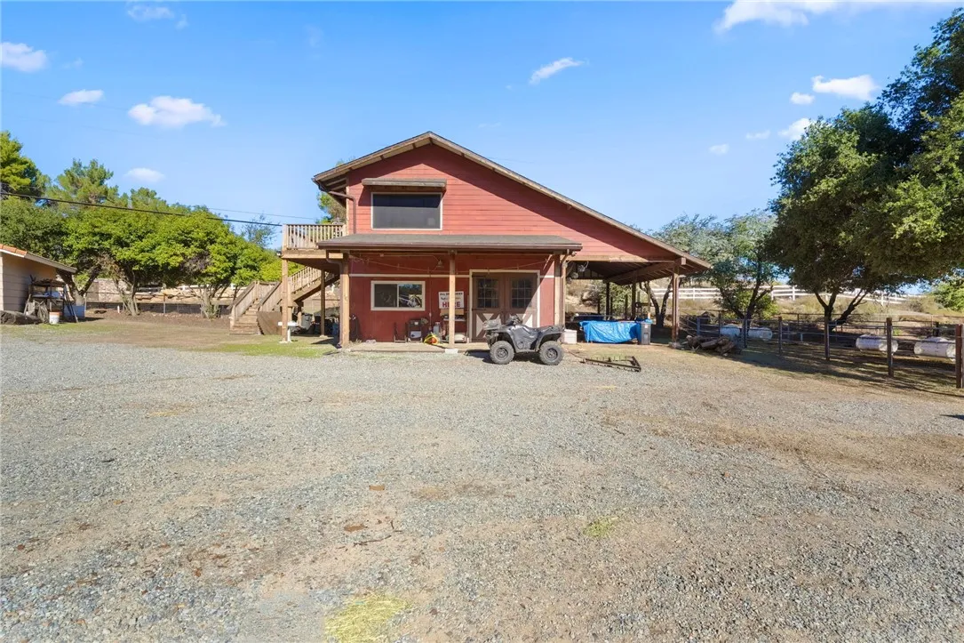 main property photo 4