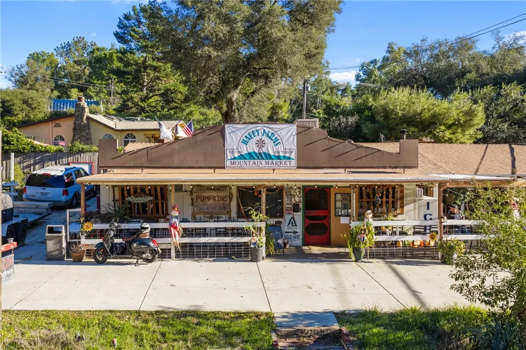 main property photo 64