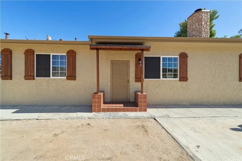 main property photo 17