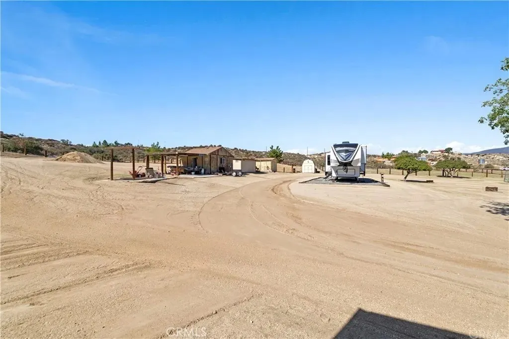 main property photo 24
