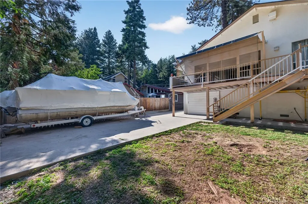 main property photo 43