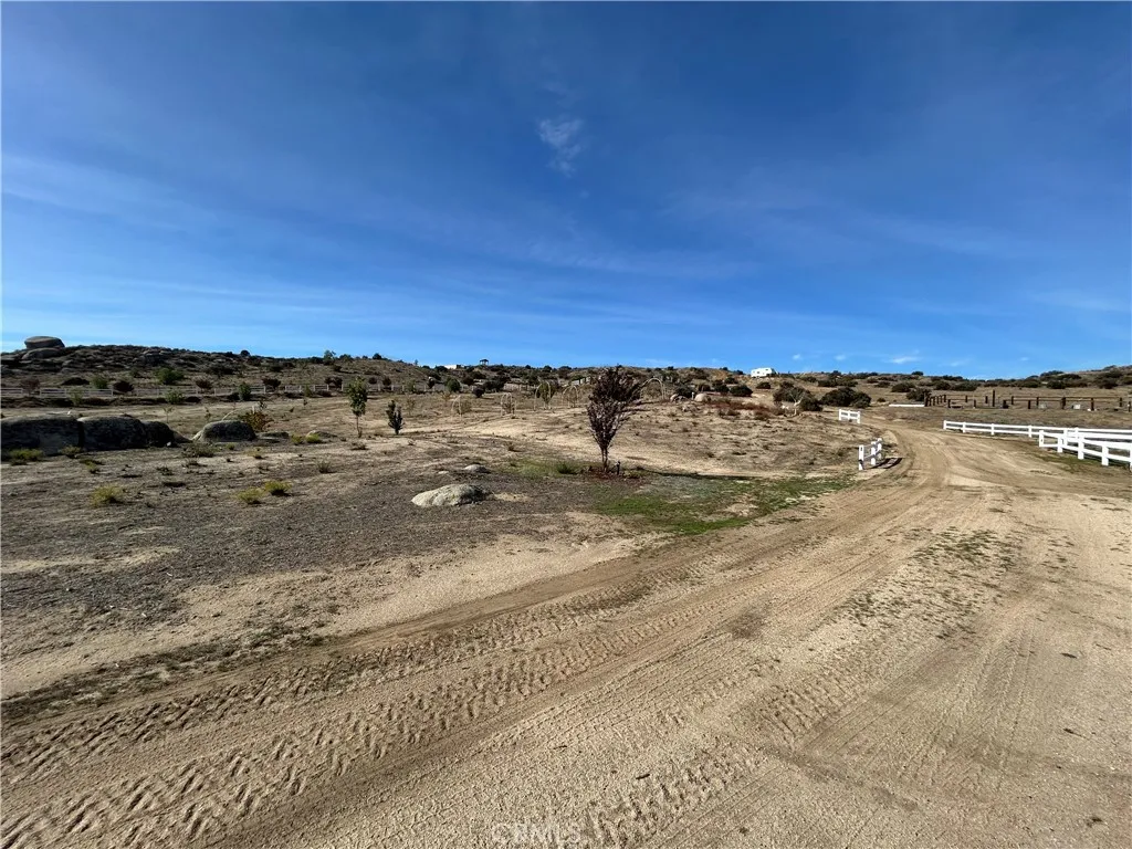 main property photo 45