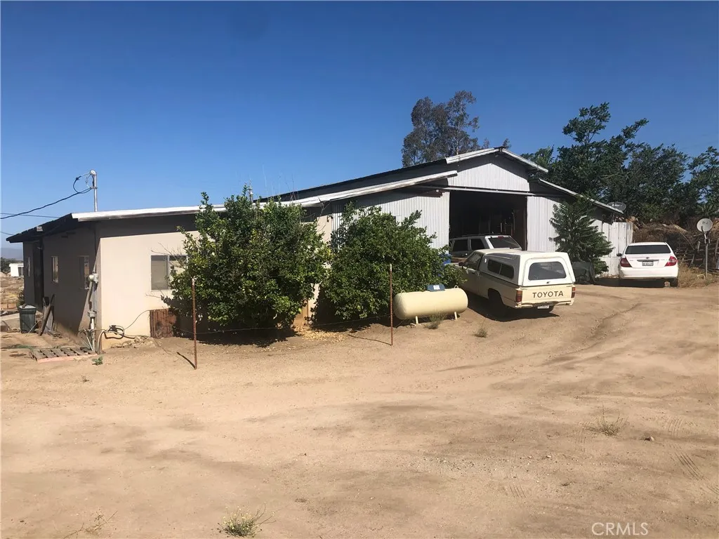 main property photo 7