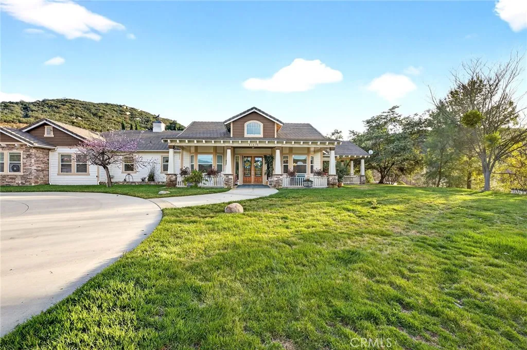 main property photo 7