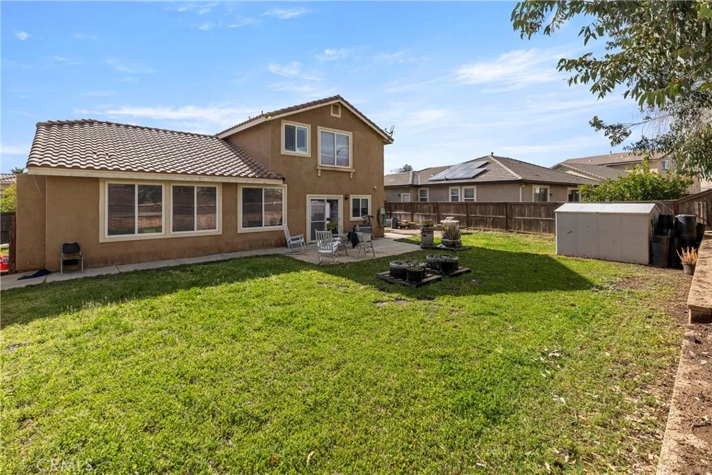 main property photo 19