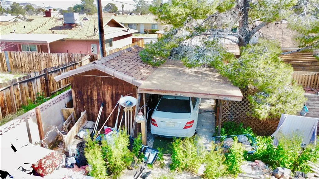 main property photo 45